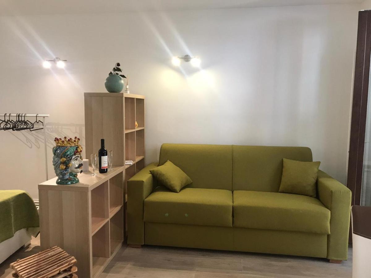 Casa Vacanza Cundari كاستلمولا المظهر الخارجي الصورة