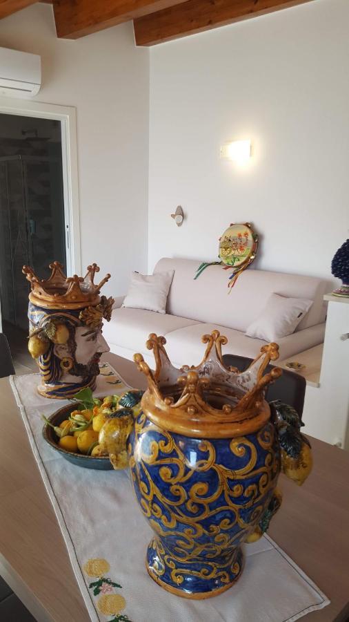 Casa Vacanza Cundari كاستلمولا المظهر الخارجي الصورة